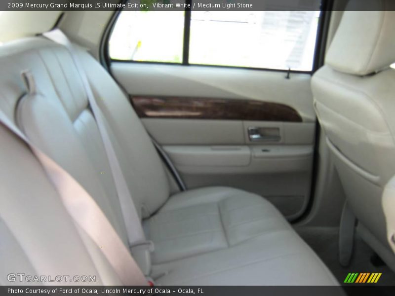 Vibrant White / Medium Light Stone 2009 Mercury Grand Marquis LS Ultimate Edition