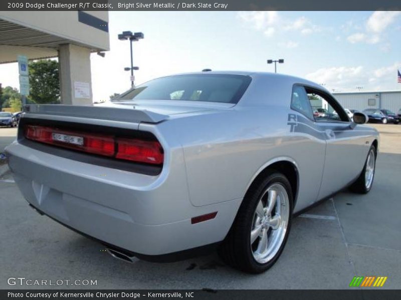 Bright Silver Metallic / Dark Slate Gray 2009 Dodge Challenger R/T Classic