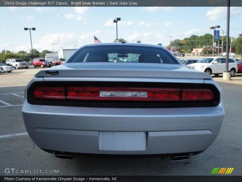 Bright Silver Metallic / Dark Slate Gray 2009 Dodge Challenger R/T Classic