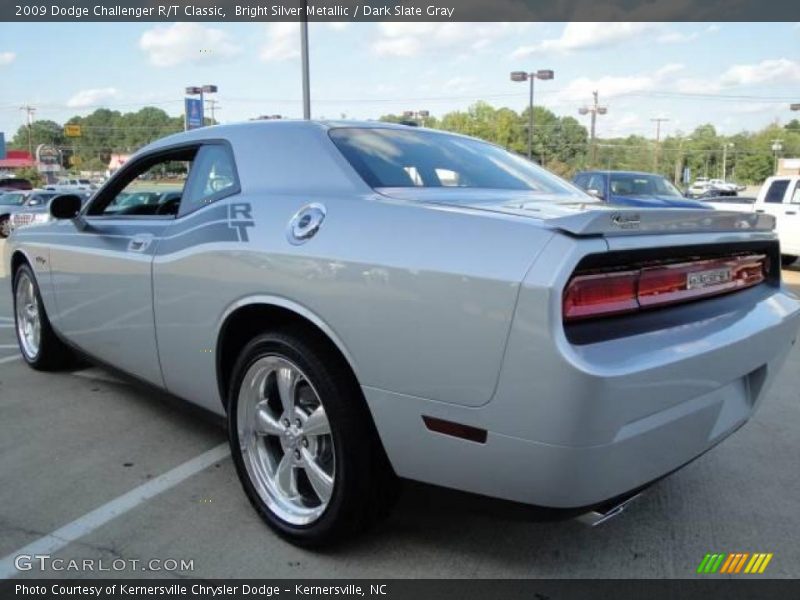 Bright Silver Metallic / Dark Slate Gray 2009 Dodge Challenger R/T Classic