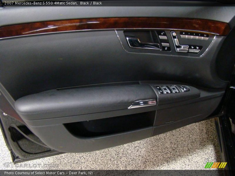 Black / Black 2007 Mercedes-Benz S 550 4Matic Sedan