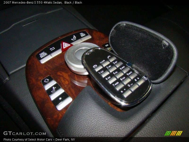 Black / Black 2007 Mercedes-Benz S 550 4Matic Sedan