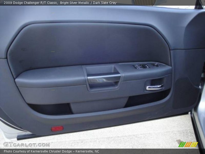 Bright Silver Metallic / Dark Slate Gray 2009 Dodge Challenger R/T Classic