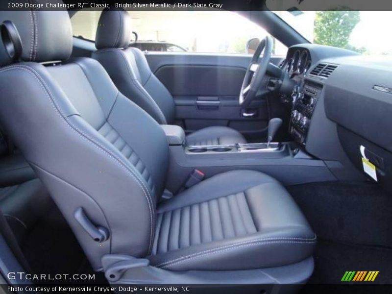Bright Silver Metallic / Dark Slate Gray 2009 Dodge Challenger R/T Classic