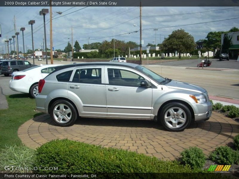 Bright Silver Metallic / Dark Slate Gray 2009 Dodge Caliber SXT