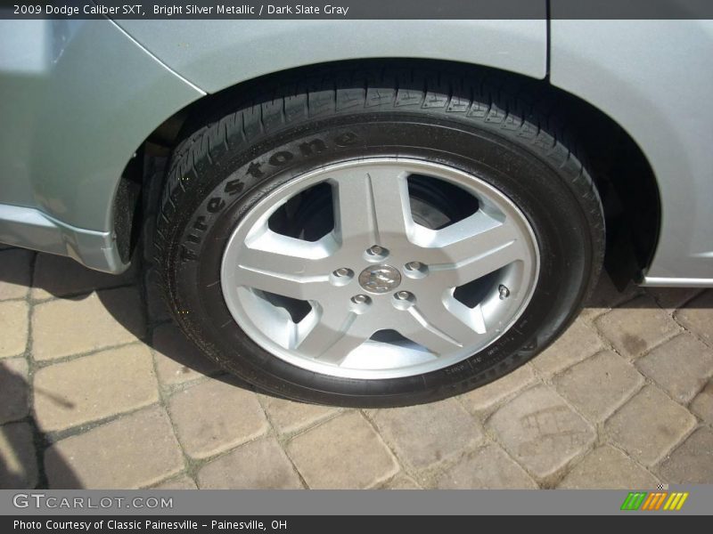 Bright Silver Metallic / Dark Slate Gray 2009 Dodge Caliber SXT