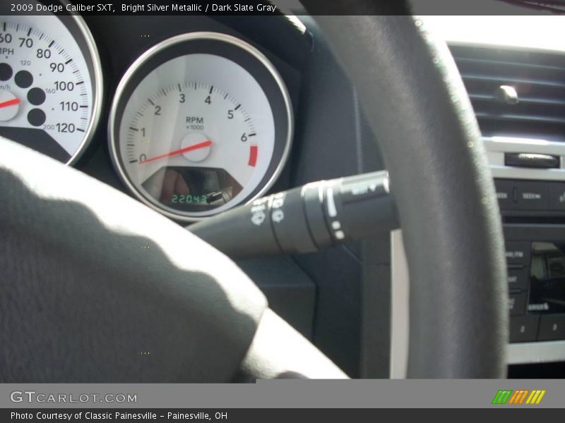 Bright Silver Metallic / Dark Slate Gray 2009 Dodge Caliber SXT