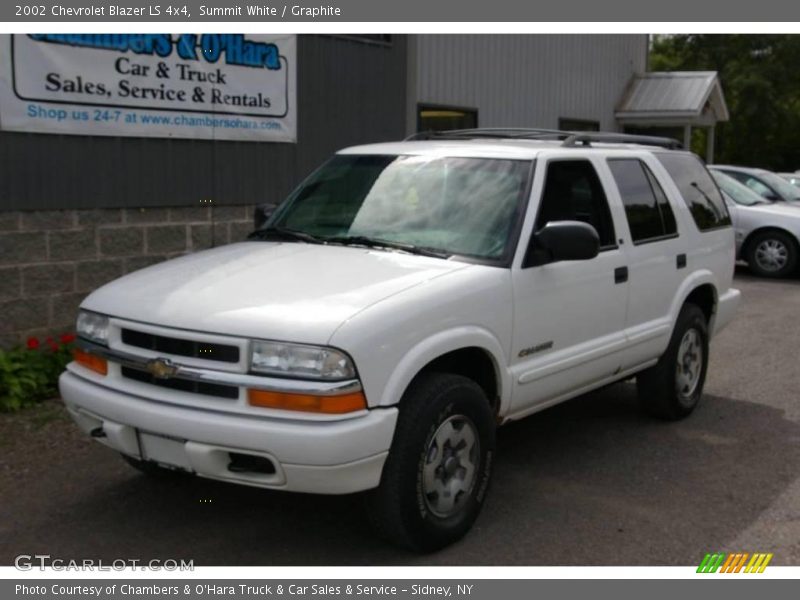 Summit White / Graphite 2002 Chevrolet Blazer LS 4x4