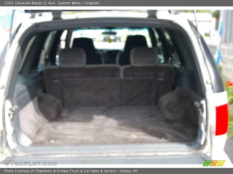 Summit White / Graphite 2002 Chevrolet Blazer LS 4x4
