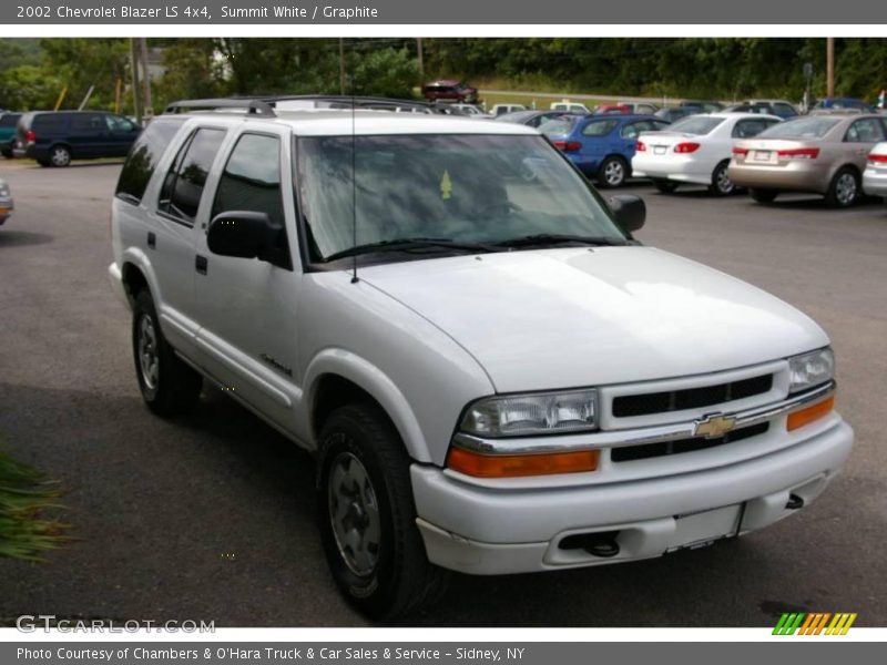 Summit White / Graphite 2002 Chevrolet Blazer LS 4x4