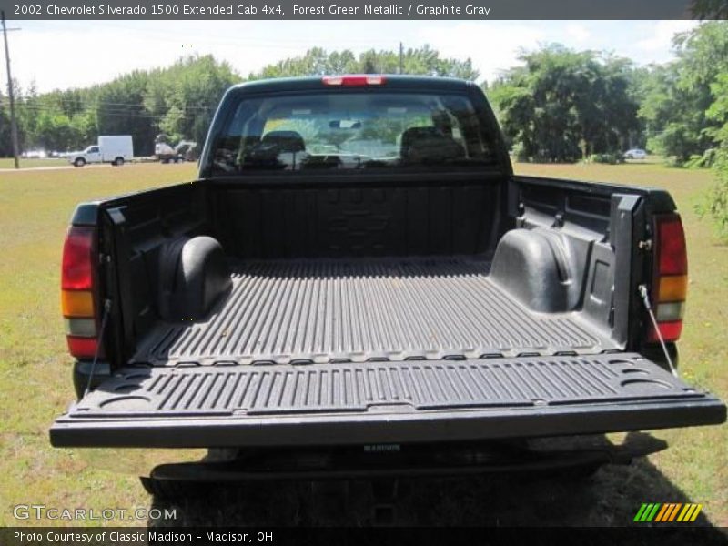 Forest Green Metallic / Graphite Gray 2002 Chevrolet Silverado 1500 Extended Cab 4x4