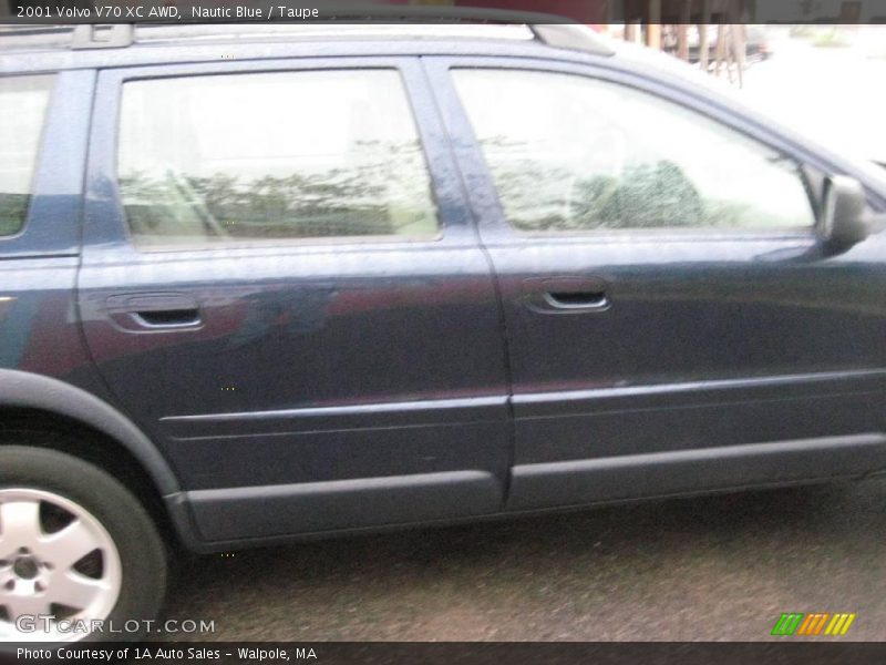 Nautic Blue / Taupe 2001 Volvo V70 XC AWD