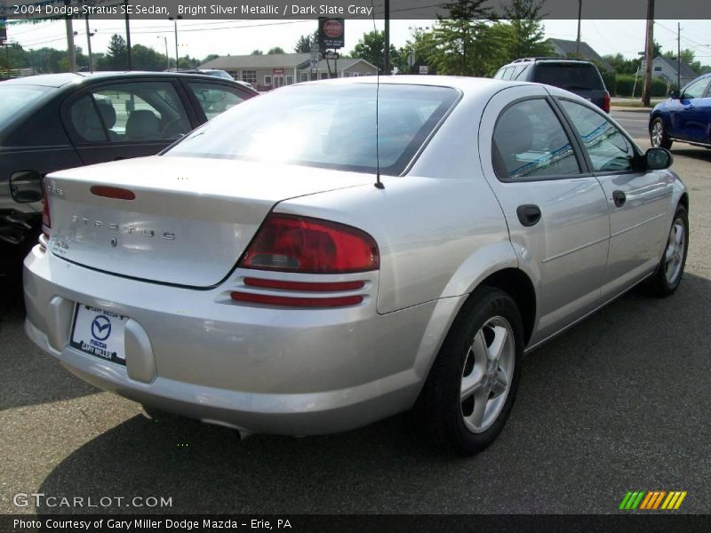Bright Silver Metallic / Dark Slate Gray 2004 Dodge Stratus SE Sedan