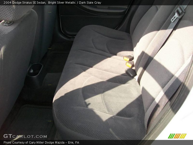 Bright Silver Metallic / Dark Slate Gray 2004 Dodge Stratus SE Sedan