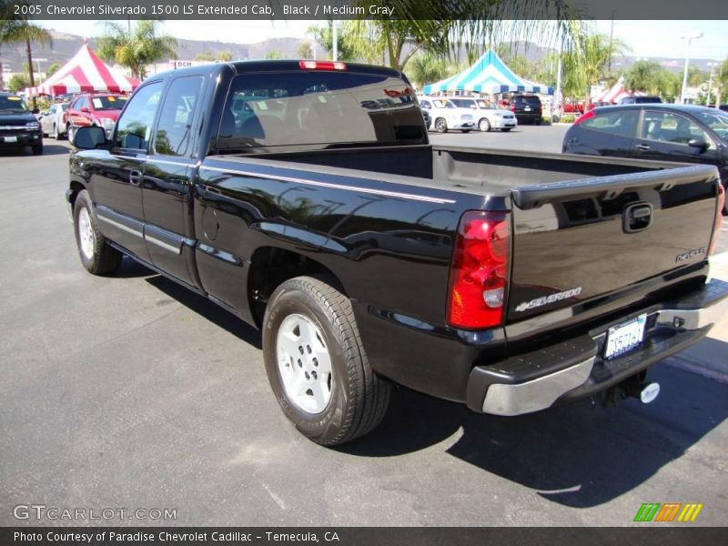 Black / Medium Gray 2005 Chevrolet Silverado 1500 LS Extended Cab