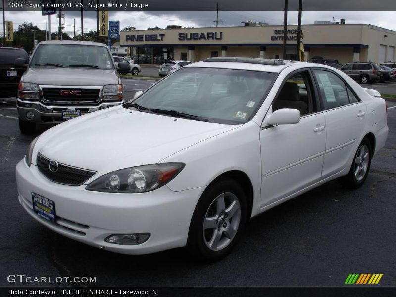 Super White / Taupe 2003 Toyota Camry SE V6