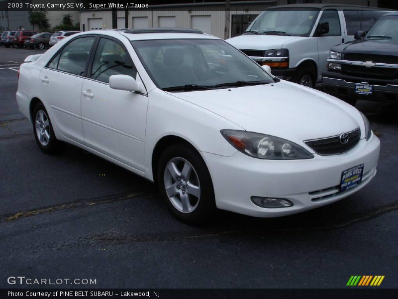 Super White / Taupe 2003 Toyota Camry SE V6