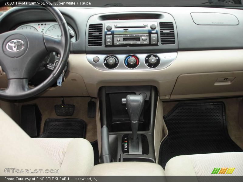 Super White / Taupe 2003 Toyota Camry SE V6