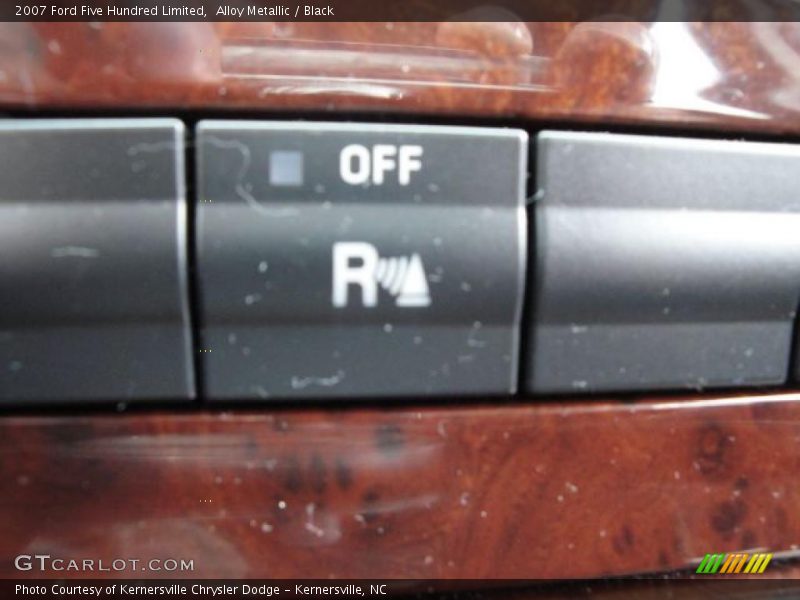 Alloy Metallic / Black 2007 Ford Five Hundred Limited