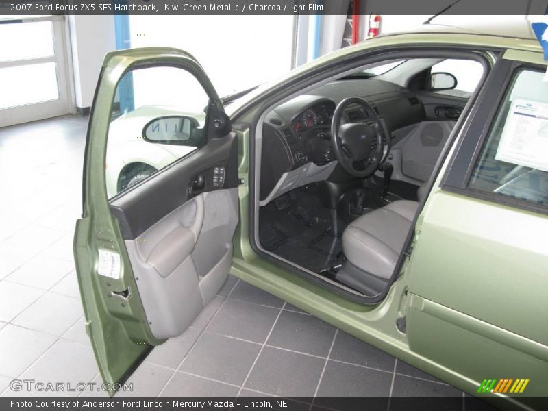 Kiwi Green Metallic / Charcoal/Light Flint 2007 Ford Focus ZX5 SES Hatchback