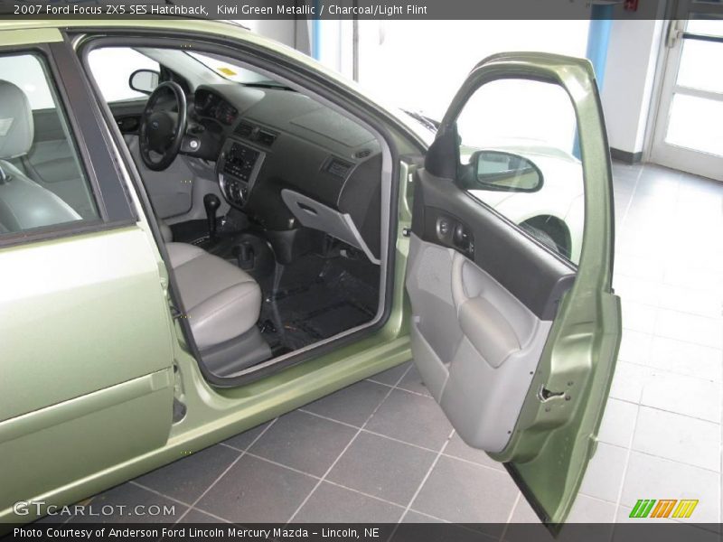 Kiwi Green Metallic / Charcoal/Light Flint 2007 Ford Focus ZX5 SES Hatchback