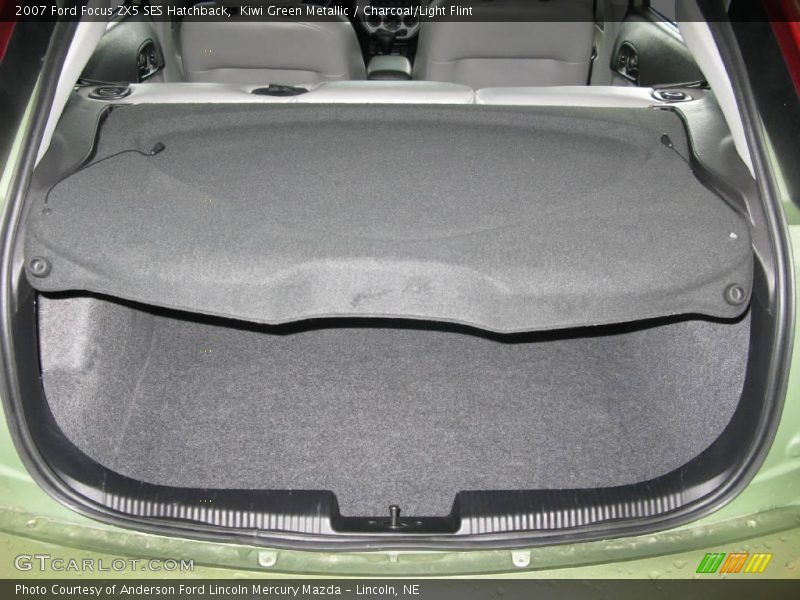 Kiwi Green Metallic / Charcoal/Light Flint 2007 Ford Focus ZX5 SES Hatchback