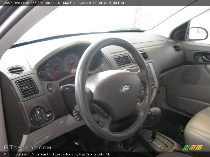 Kiwi Green Metallic / Charcoal/Light Flint 2007 Ford Focus ZX5 SES Hatchback