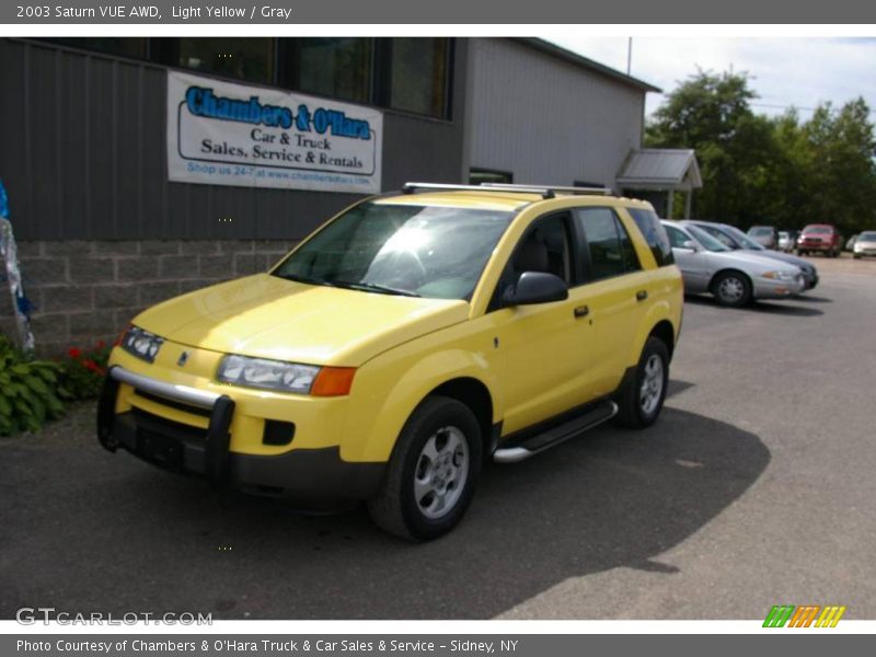 Light Yellow / Gray 2003 Saturn VUE AWD