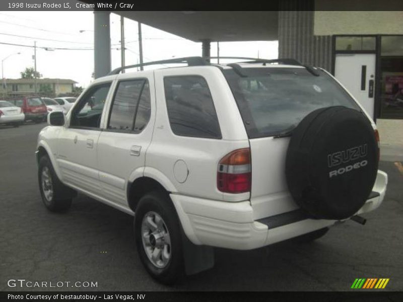 Cream White / Gray 1998 Isuzu Rodeo LS