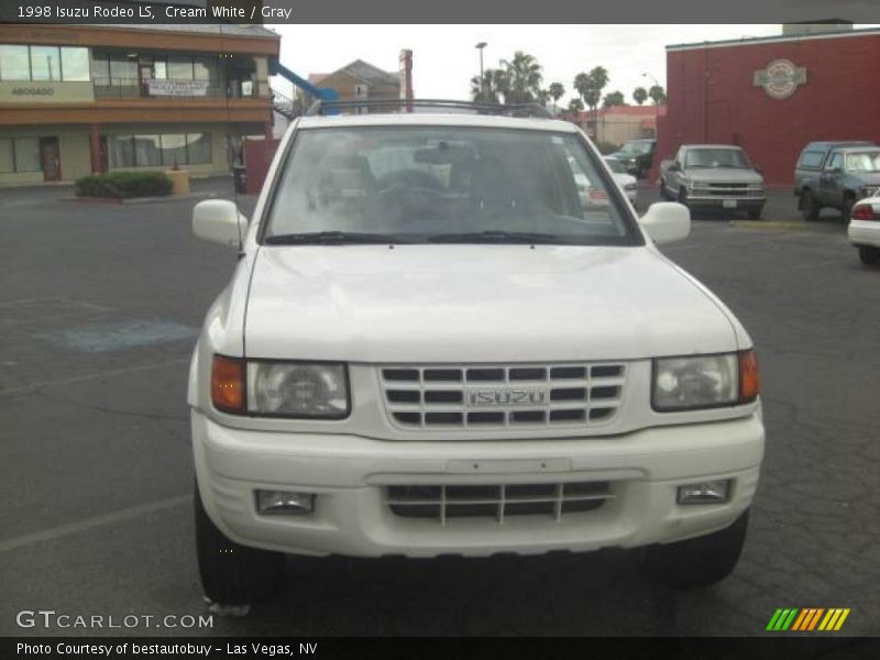 Cream White / Gray 1998 Isuzu Rodeo LS