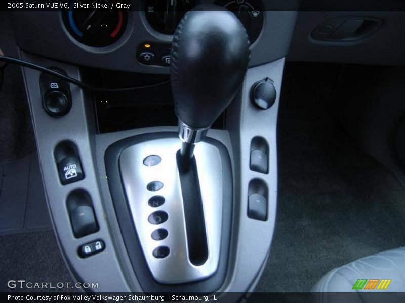 Silver Nickel / Gray 2005 Saturn VUE V6