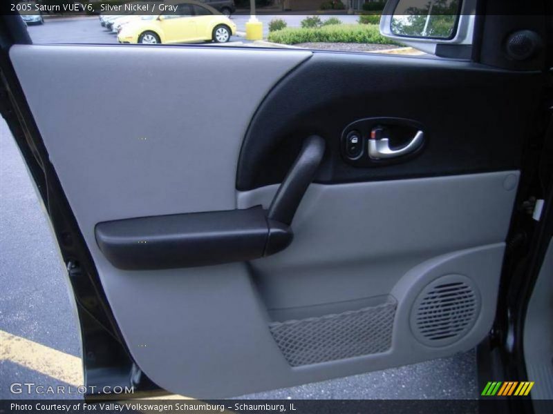 Silver Nickel / Gray 2005 Saturn VUE V6