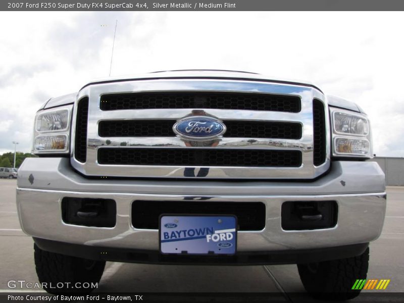 Silver Metallic / Medium Flint 2007 Ford F250 Super Duty FX4 SuperCab 4x4