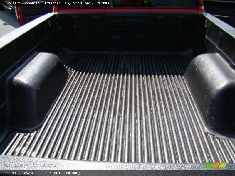 Apple Red / Graphite 1998 GMC Sonoma SLS Extended Cab