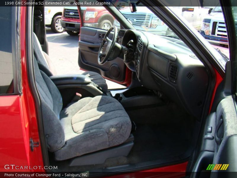 Apple Red / Graphite 1998 GMC Sonoma SLS Extended Cab