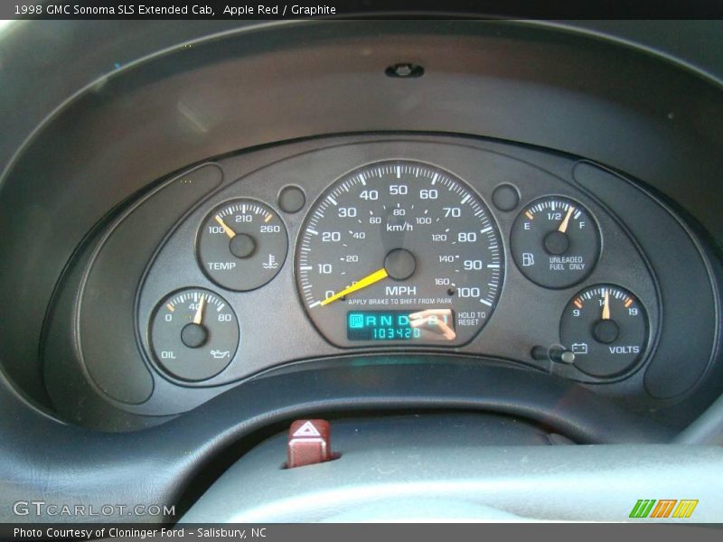 Apple Red / Graphite 1998 GMC Sonoma SLS Extended Cab
