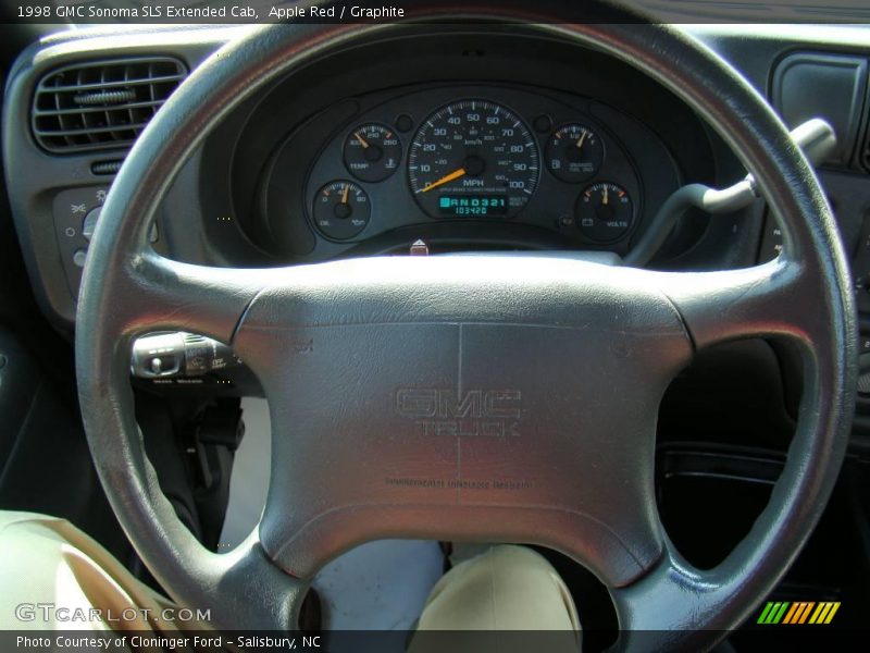 Apple Red / Graphite 1998 GMC Sonoma SLS Extended Cab