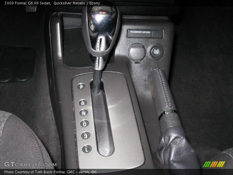Quicksilver Metallic / Ebony 2009 Pontiac G6 V6 Sedan
