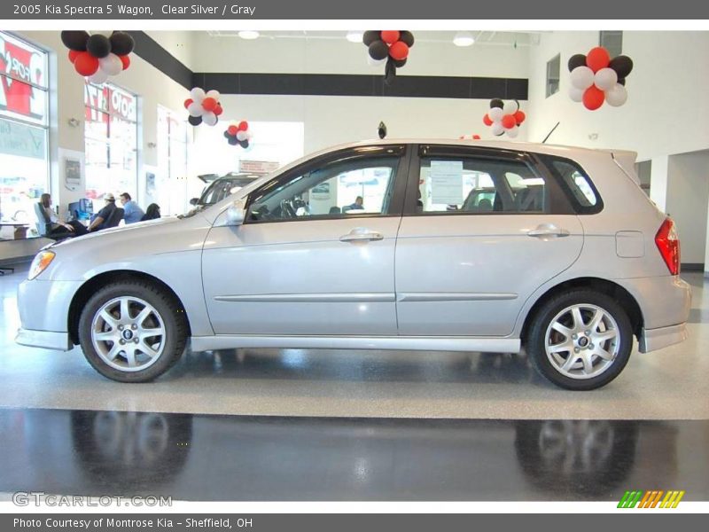 Clear Silver / Gray 2005 Kia Spectra 5 Wagon
