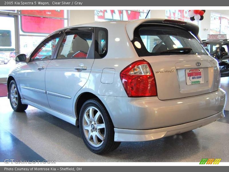 Clear Silver / Gray 2005 Kia Spectra 5 Wagon