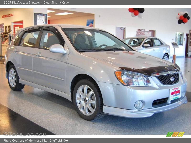 Clear Silver / Gray 2005 Kia Spectra 5 Wagon