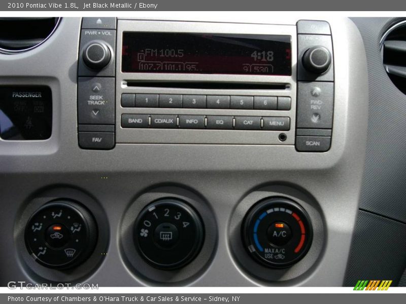 Jet Black Metallic / Ebony 2010 Pontiac Vibe 1.8L