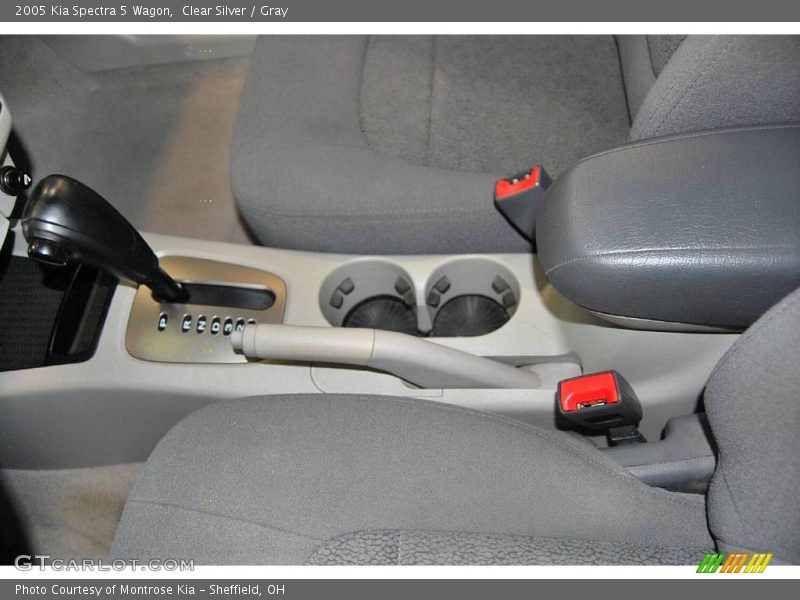 Clear Silver / Gray 2005 Kia Spectra 5 Wagon