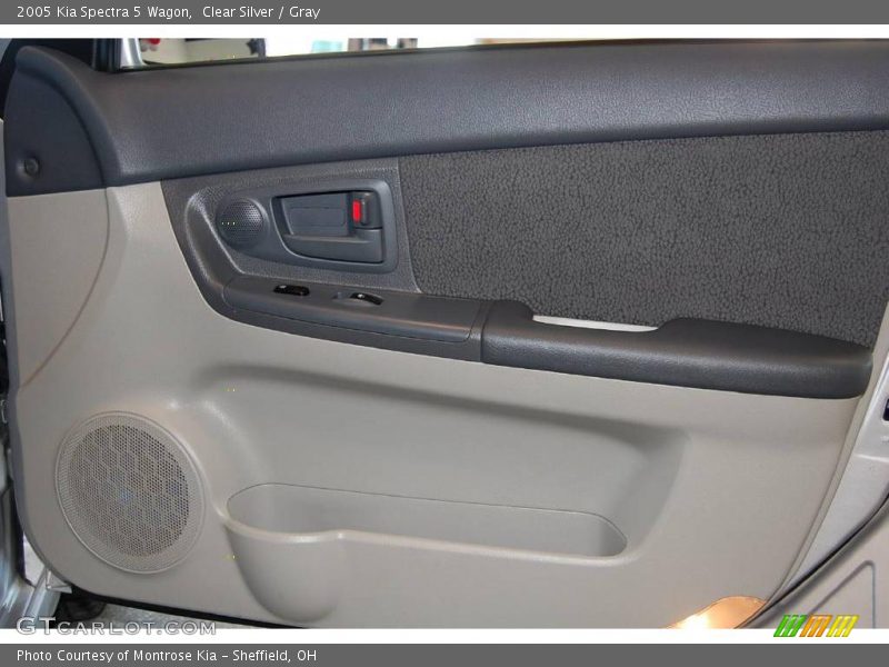 Clear Silver / Gray 2005 Kia Spectra 5 Wagon