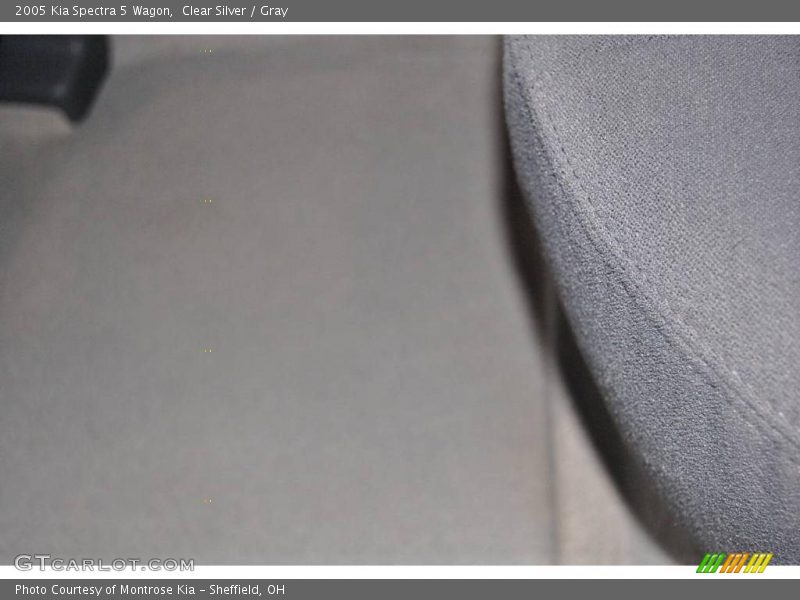 Clear Silver / Gray 2005 Kia Spectra 5 Wagon