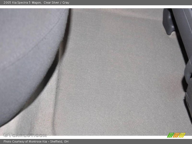 Clear Silver / Gray 2005 Kia Spectra 5 Wagon