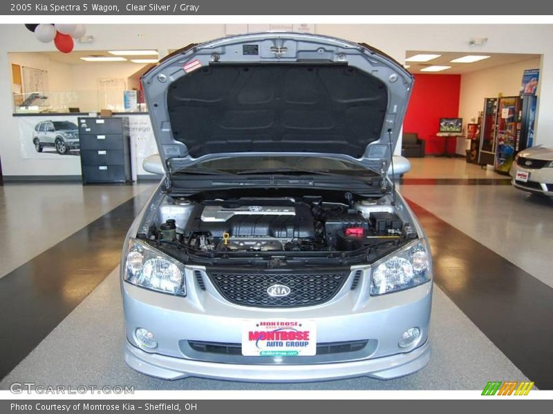 Clear Silver / Gray 2005 Kia Spectra 5 Wagon