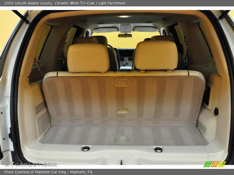 Ceramic White Tri-Coat / Light Parchment 2003 Lincoln Aviator Luxury