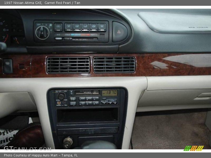 Garnet Red Pearl / Tan 1997 Nissan Altima GXE