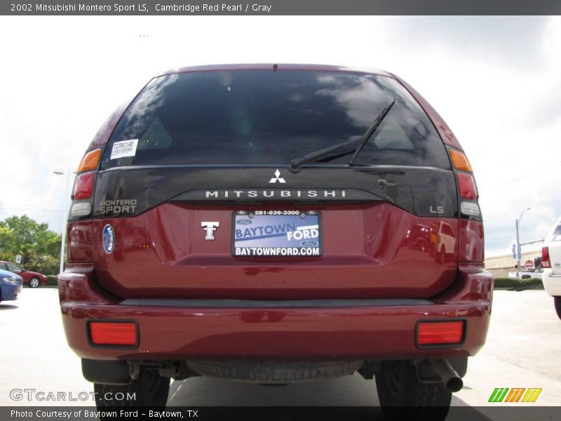 Cambridge Red Pearl / Gray 2002 Mitsubishi Montero Sport LS